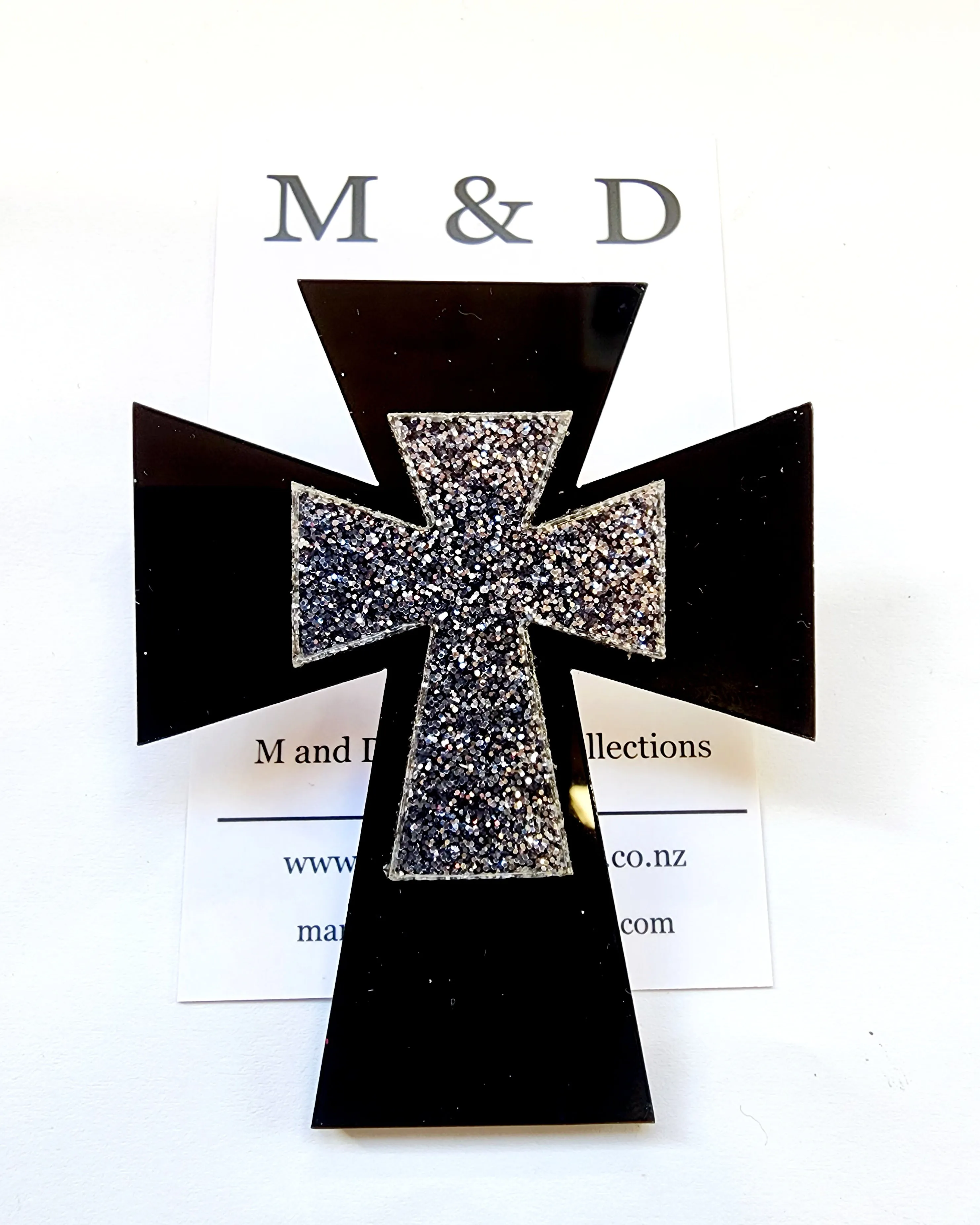 Brooch Angel Cross Style 4