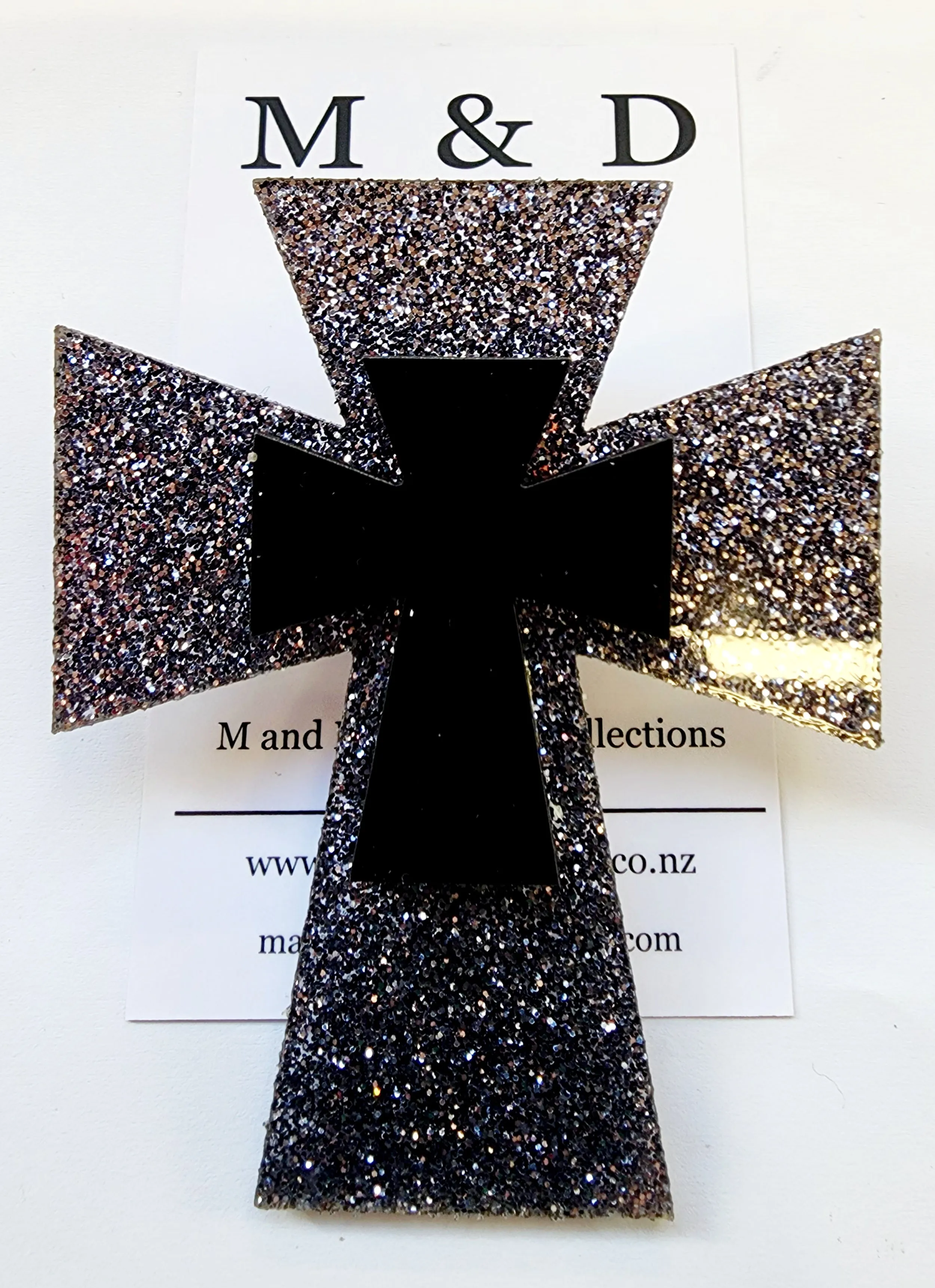 Brooch Angel Cross Style 4