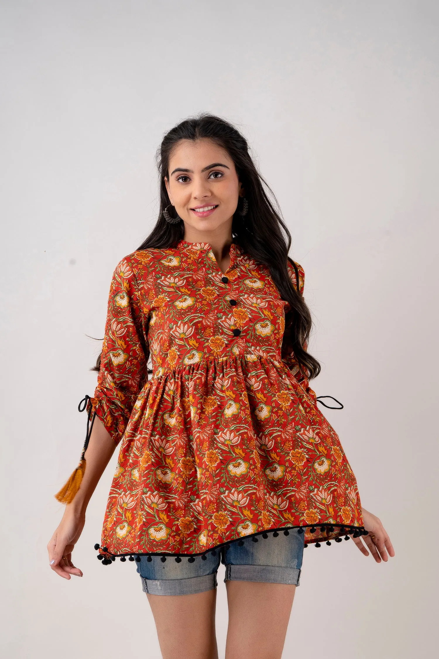 Jaipurite Red Floral Printed Tunic in Cotton
