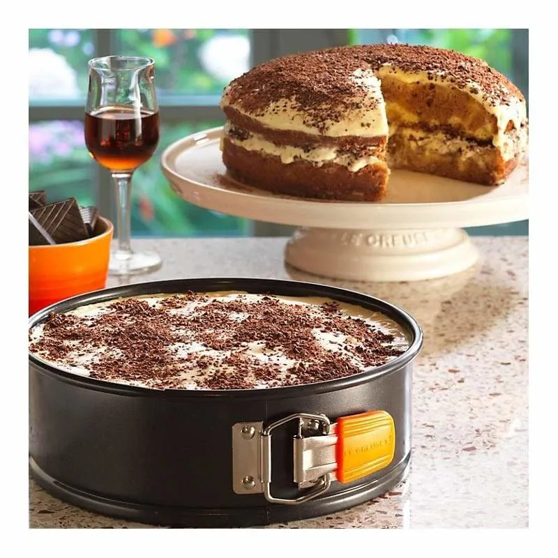 Le Creuset Springform Round Cake Tin