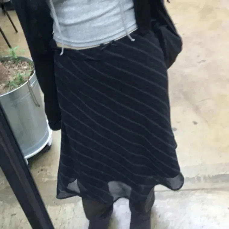 Vintage Striped Mesh Low-waisted Mid-length Skirt Bottom